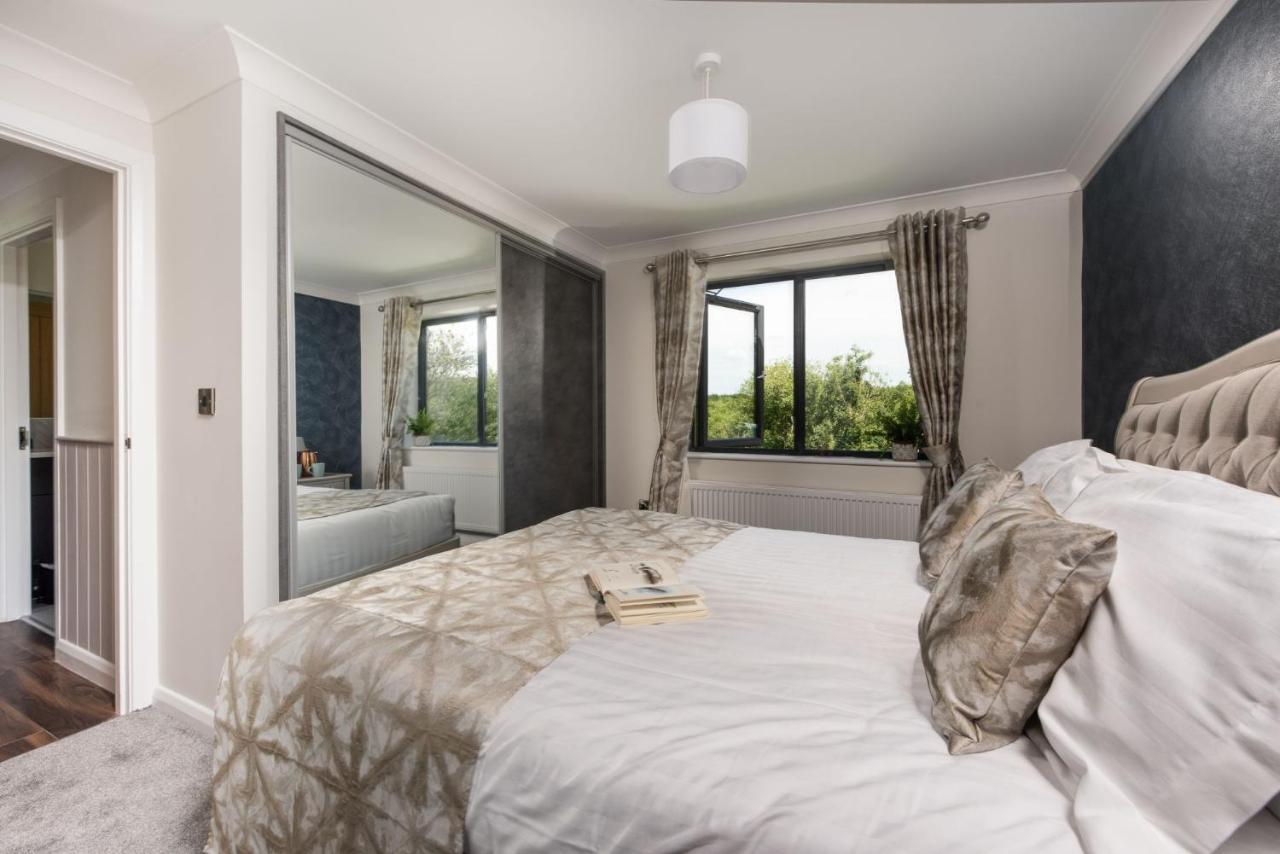 Lilac Lodge, 22 Roadford Lake Lodges Lifton エクステリア 写真