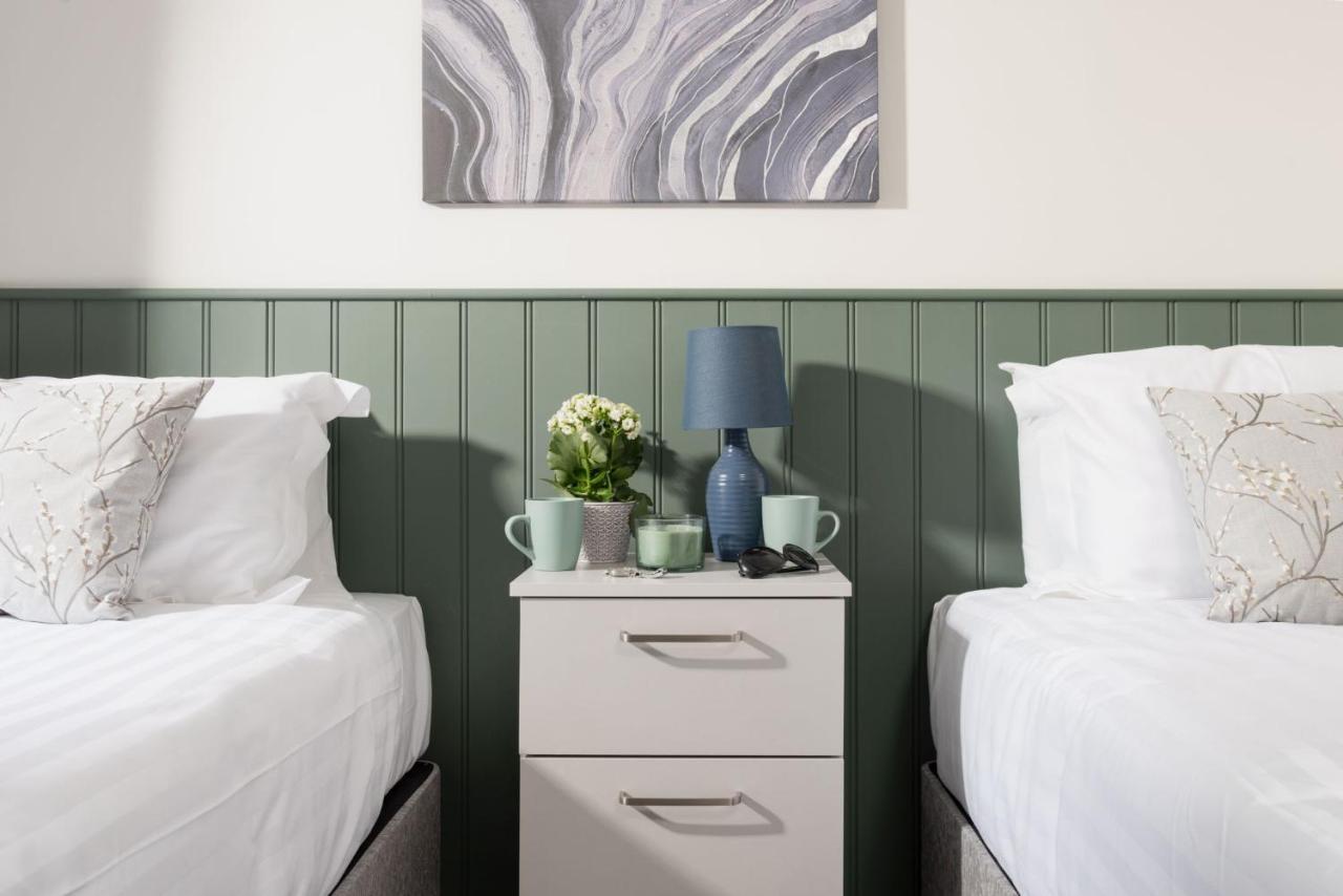 Lilac Lodge, 22 Roadford Lake Lodges Lifton エクステリア 写真