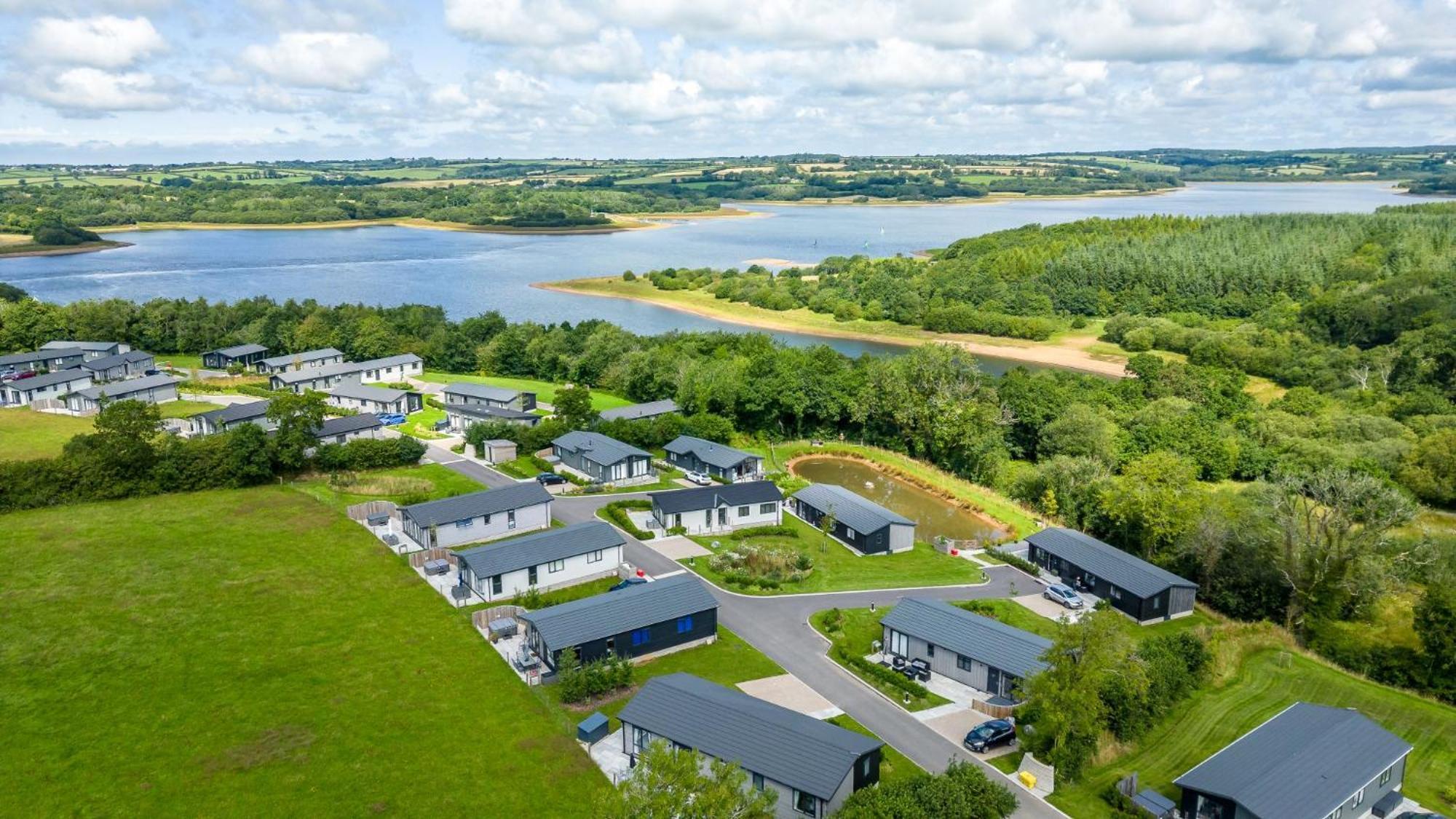 Lilac Lodge, 22 Roadford Lake Lodges Lifton エクステリア 写真